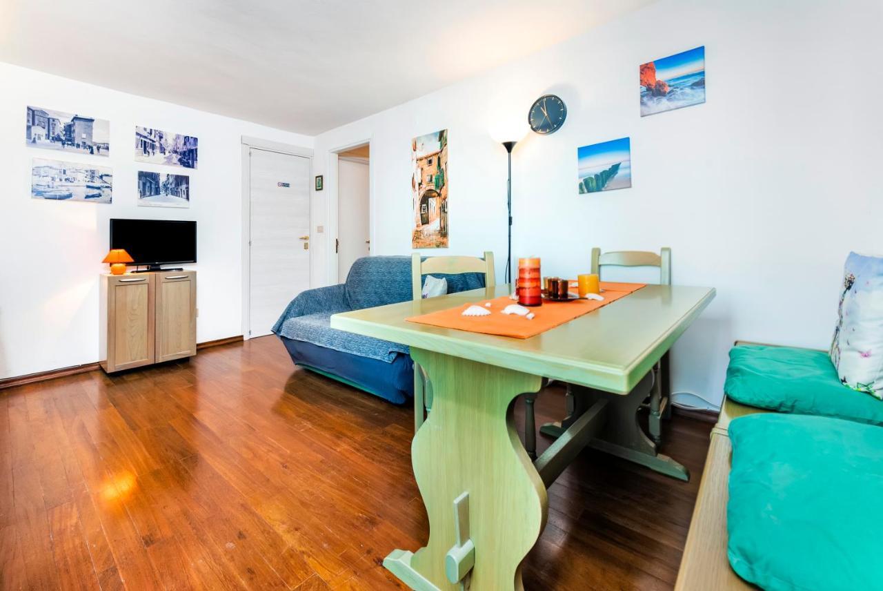 Havana - Apartment With Sea View Rovinj Exterior foto